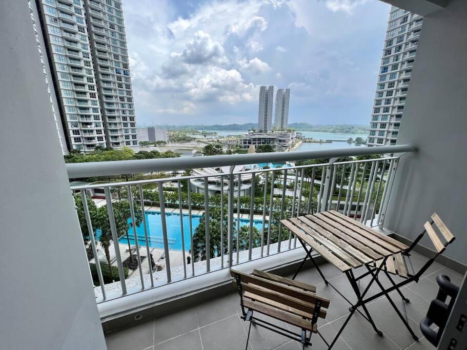 Teega Suites Puteri Harbour Iskandar Puteri #Poolview Seaview Nusajaya  Exterior foto